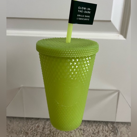 Starbucks glow in the dark cup - Picture 2 of 5